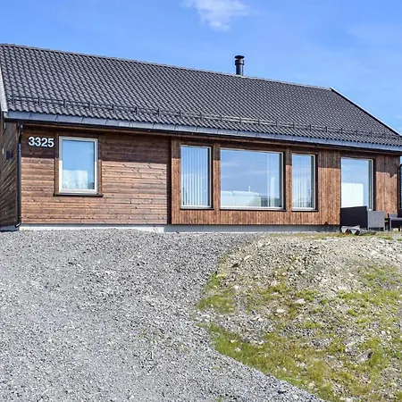 Holiday home 4 Bedroom Cozy In Sjusjoen