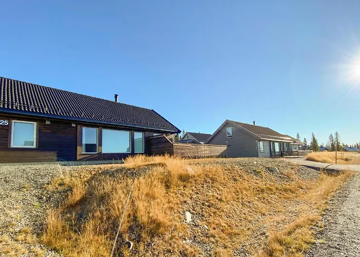 4 Bedroom Cozy In Ferienhaus Sjusjoen